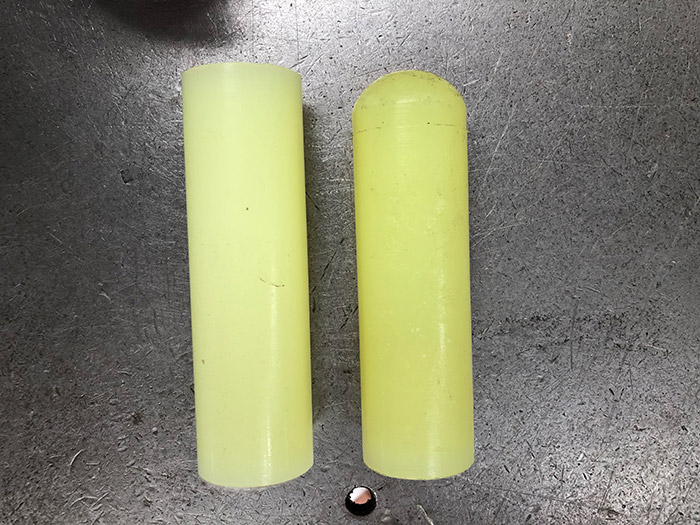 聚氨酯材料具有優(yōu)良的化學穩(wěn)定性能夠抵抗多種化學物質(zhì)的侵蝕